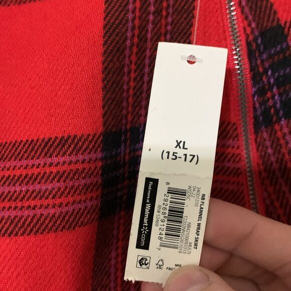 3for$20 skirt 15-17 junior - Picture 3 of 4